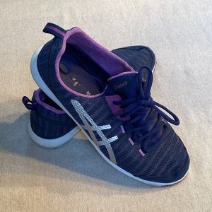 Women’s ASICS Hyperlite Shoes